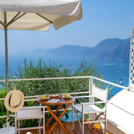 Li Galli Pensión 4*