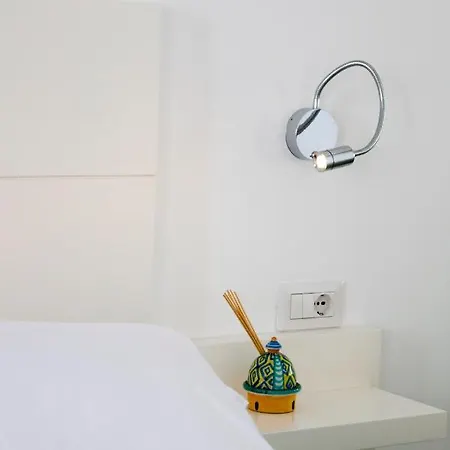 Πανσιόν Li Galli 4*